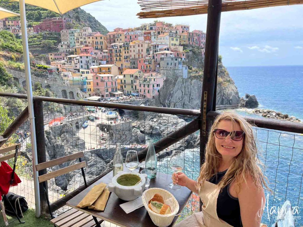 Pesto experience at Nessun Dorma, Manarola, Cinque Terre, Italy