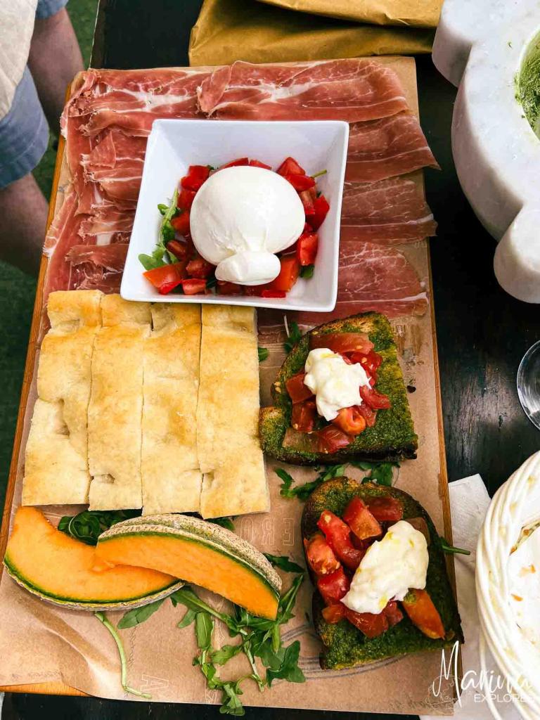Pesto experience at Nessun Dorma, Manarola, lunch, Cinque Terre, Italy